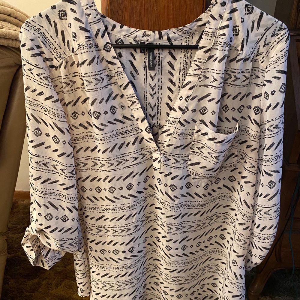 Maurices shirt
